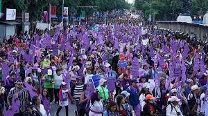 8M en México: Claudia Sheinbaum Resalta Manifestaciones Pacíficas